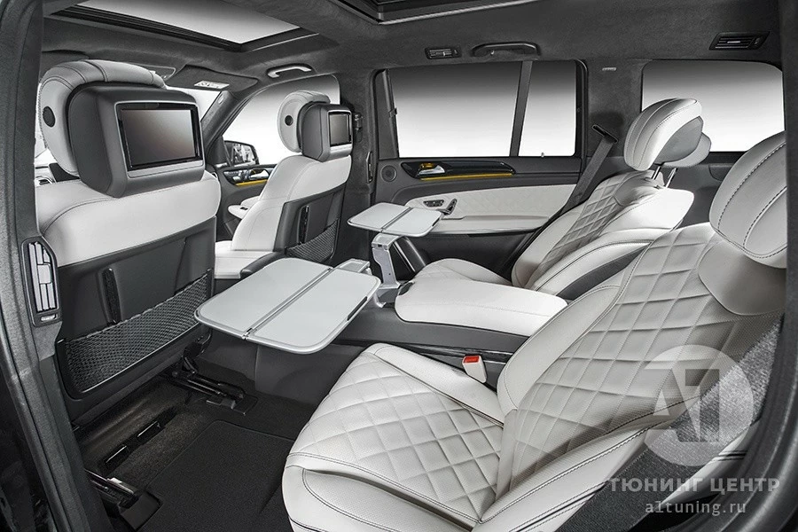 Салон Mercedes-Benz GLS. Фото 2
