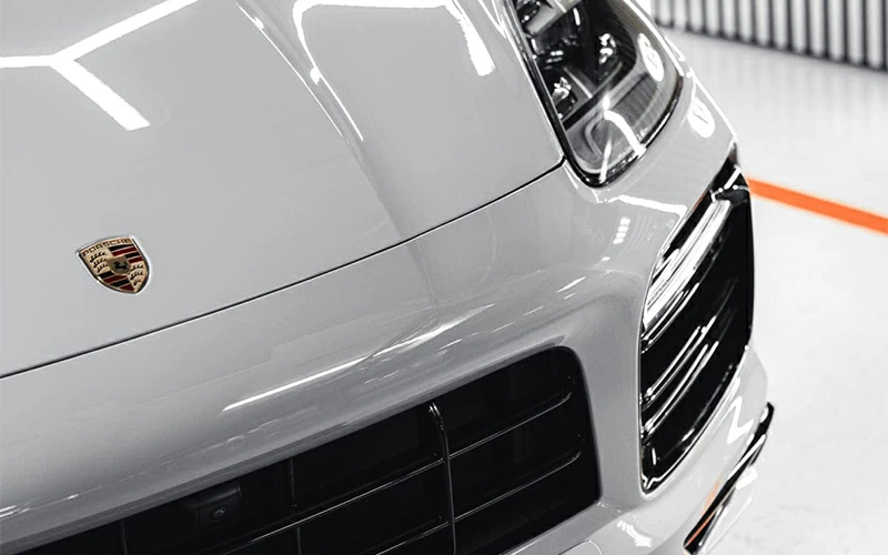 Оклейка автомобиля прозрачной пленкой. Фото 1