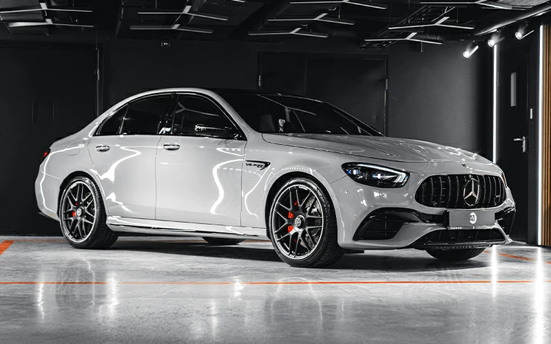 Оклейка автомобиля глянцевой пленкой. Фото 2