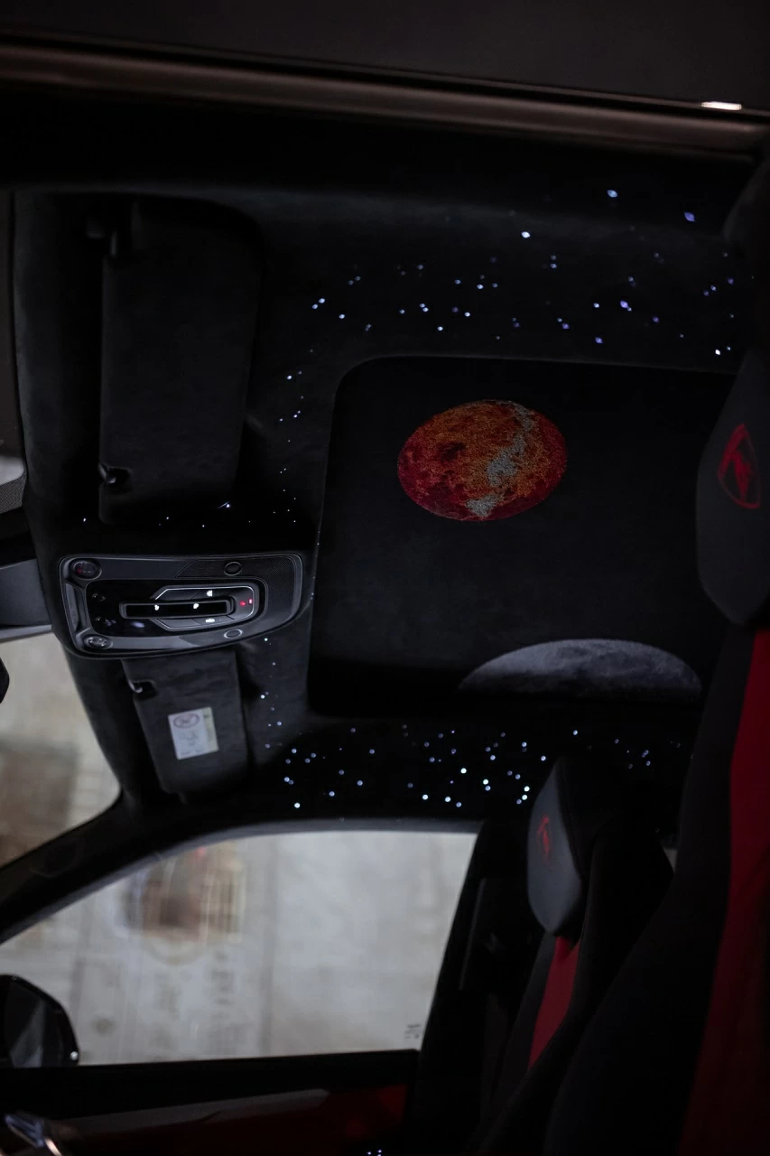 Lamborghini Urus звездное небо. Фото 29