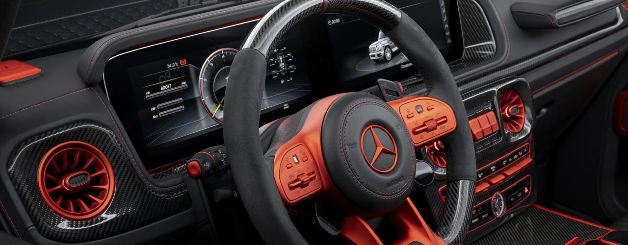 Mercedes-Benz BRABUS G900 Rocket Red&Black. Руль