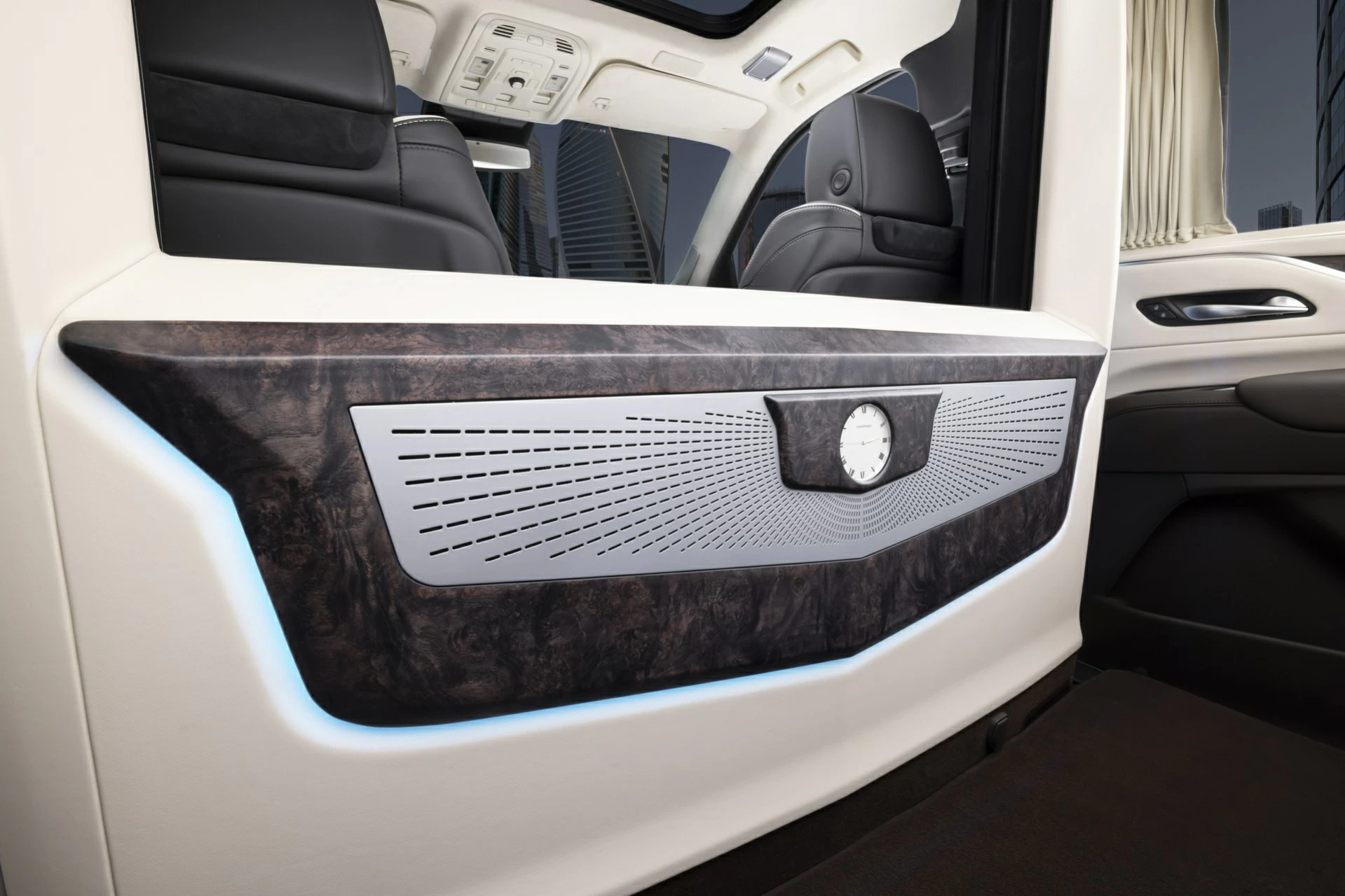 Салон Cadillac Escalade Beige ULTIMA VIP. Фото 31