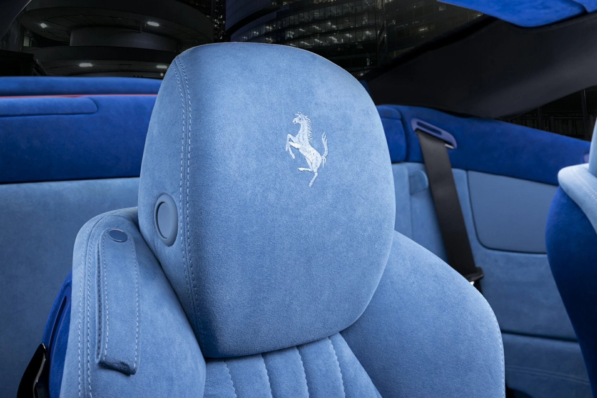 Сиденья для Ferrari California. Фото 2