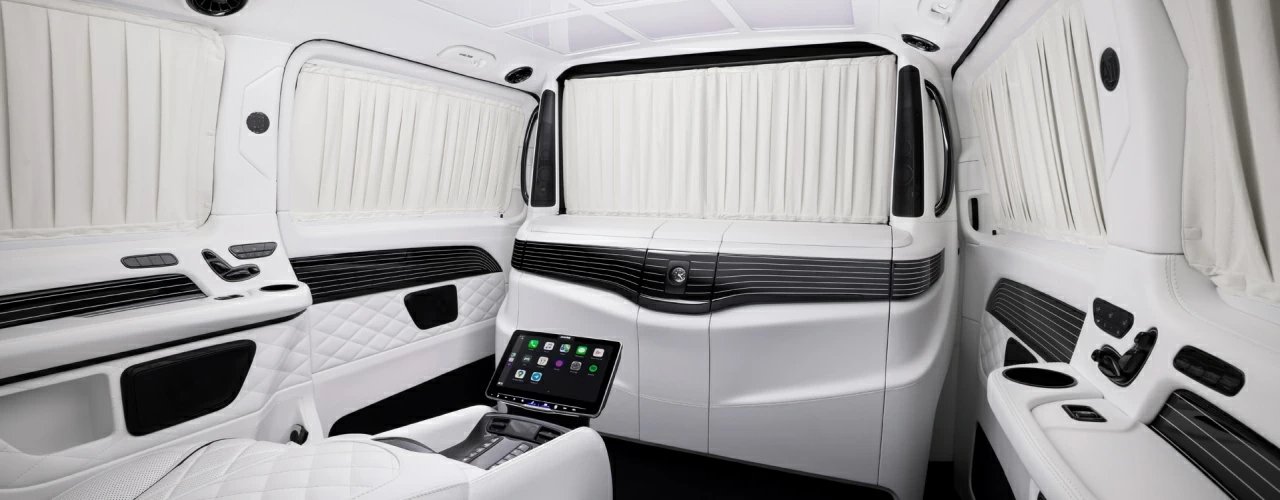 Салон Mercedes-Benz V-Class 300D. Фото 21