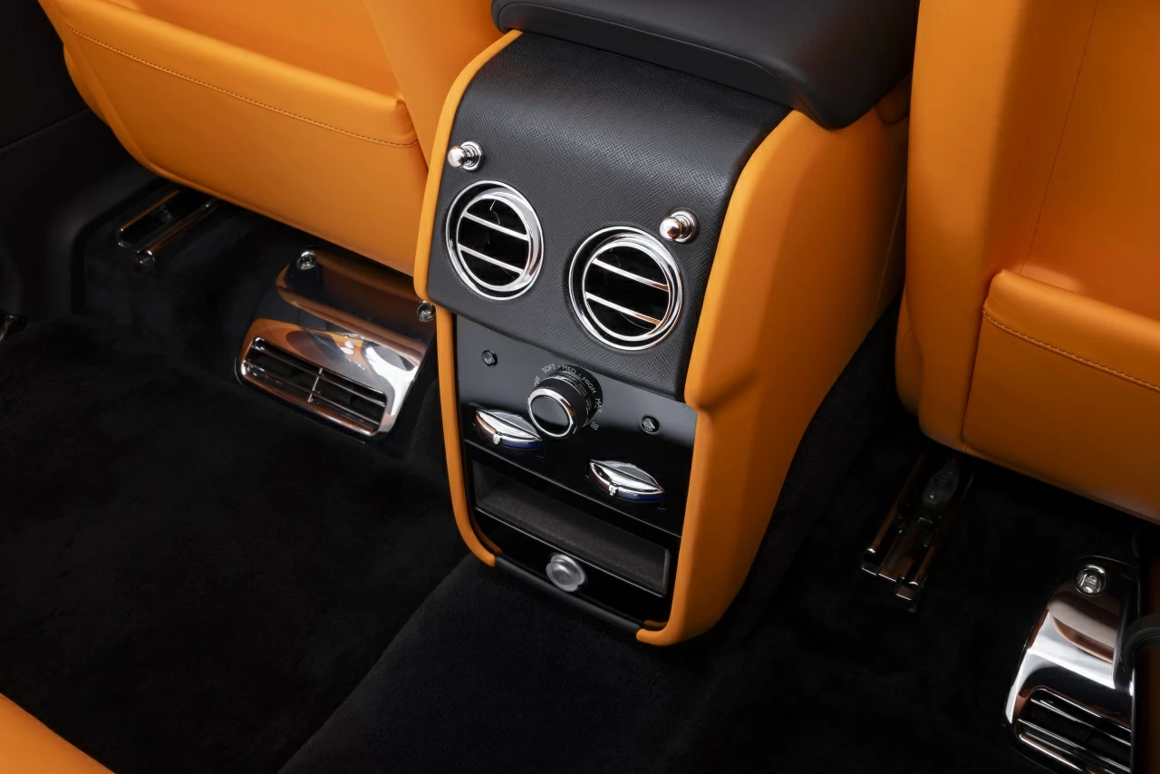 Тюнинг Rolls-Royce Cullinan. Фото 1