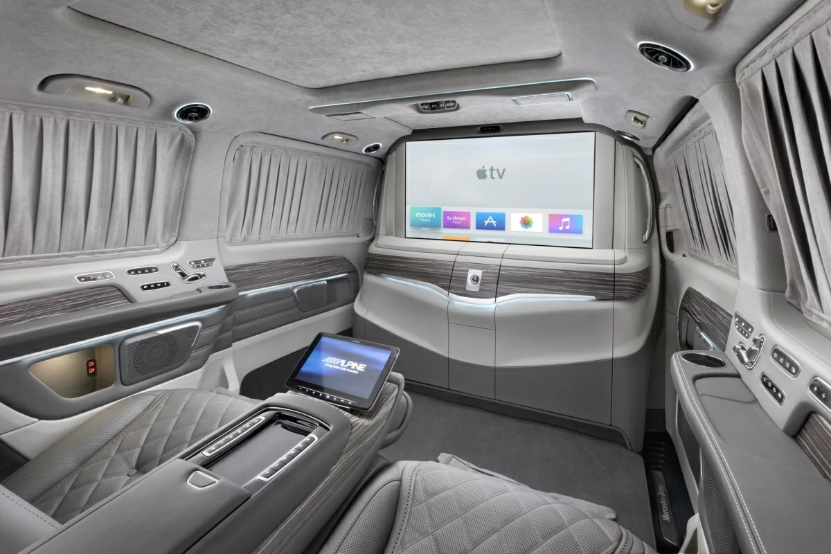 Откидной подлокотник