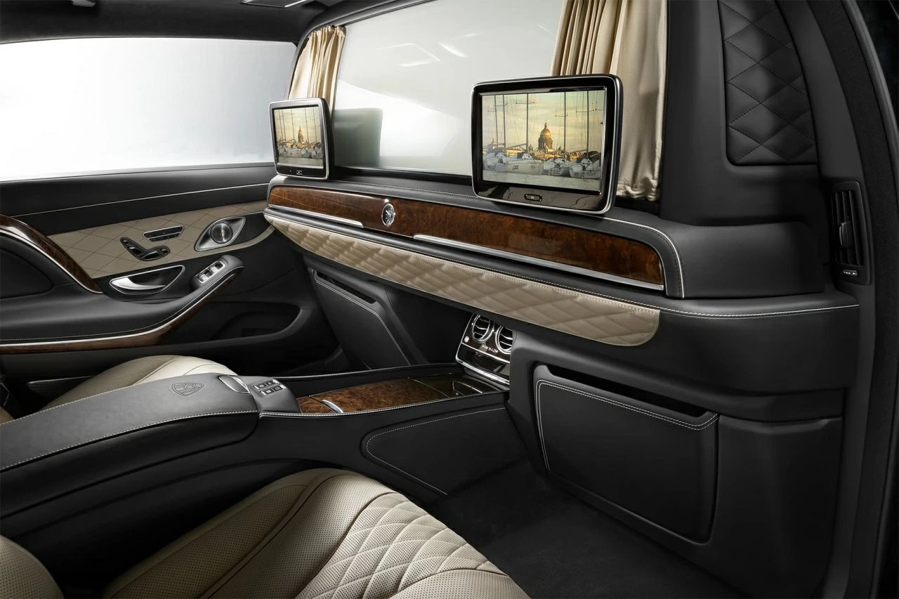 Перегородка для автомобиля