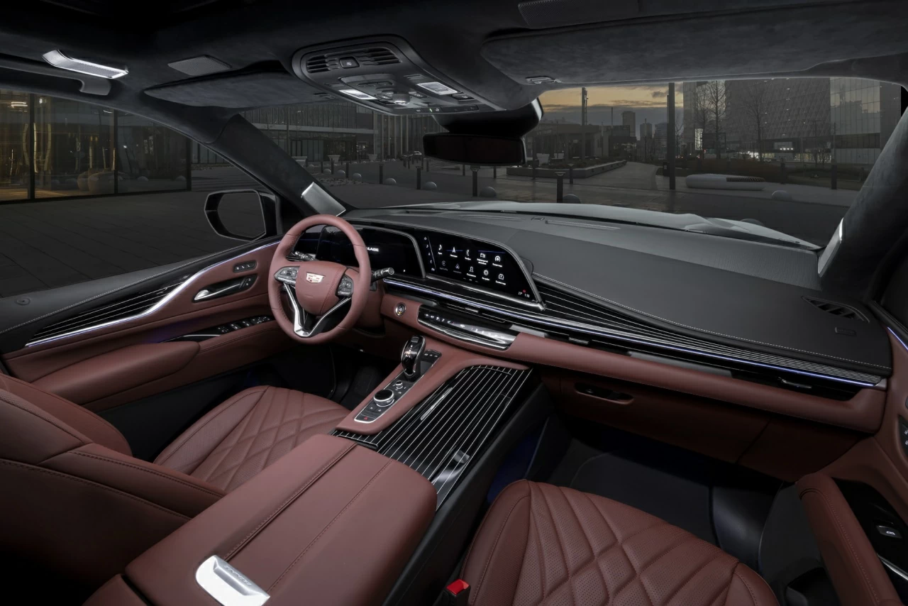 Салон Cadillac Escalade Ultima Brown. Фото