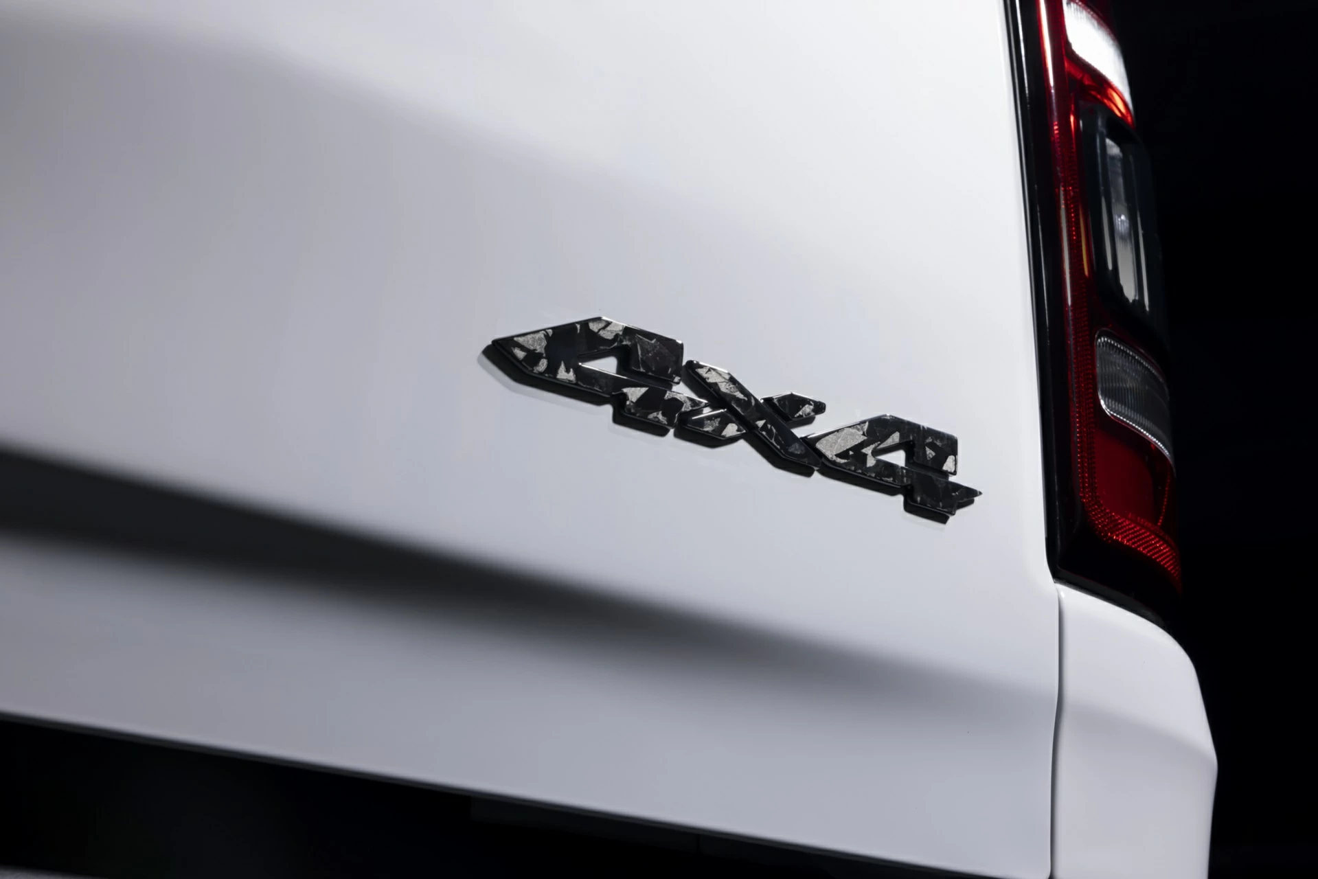 Тюнинг Dodge RAM TRX Carbon. Фото 8