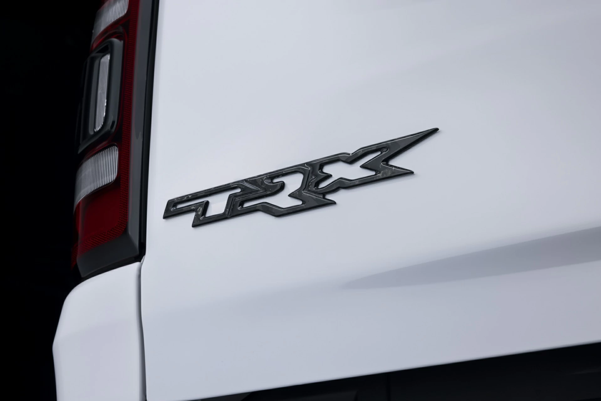 Тюнинг Dodge RAM TRX Carbon. Фото 7