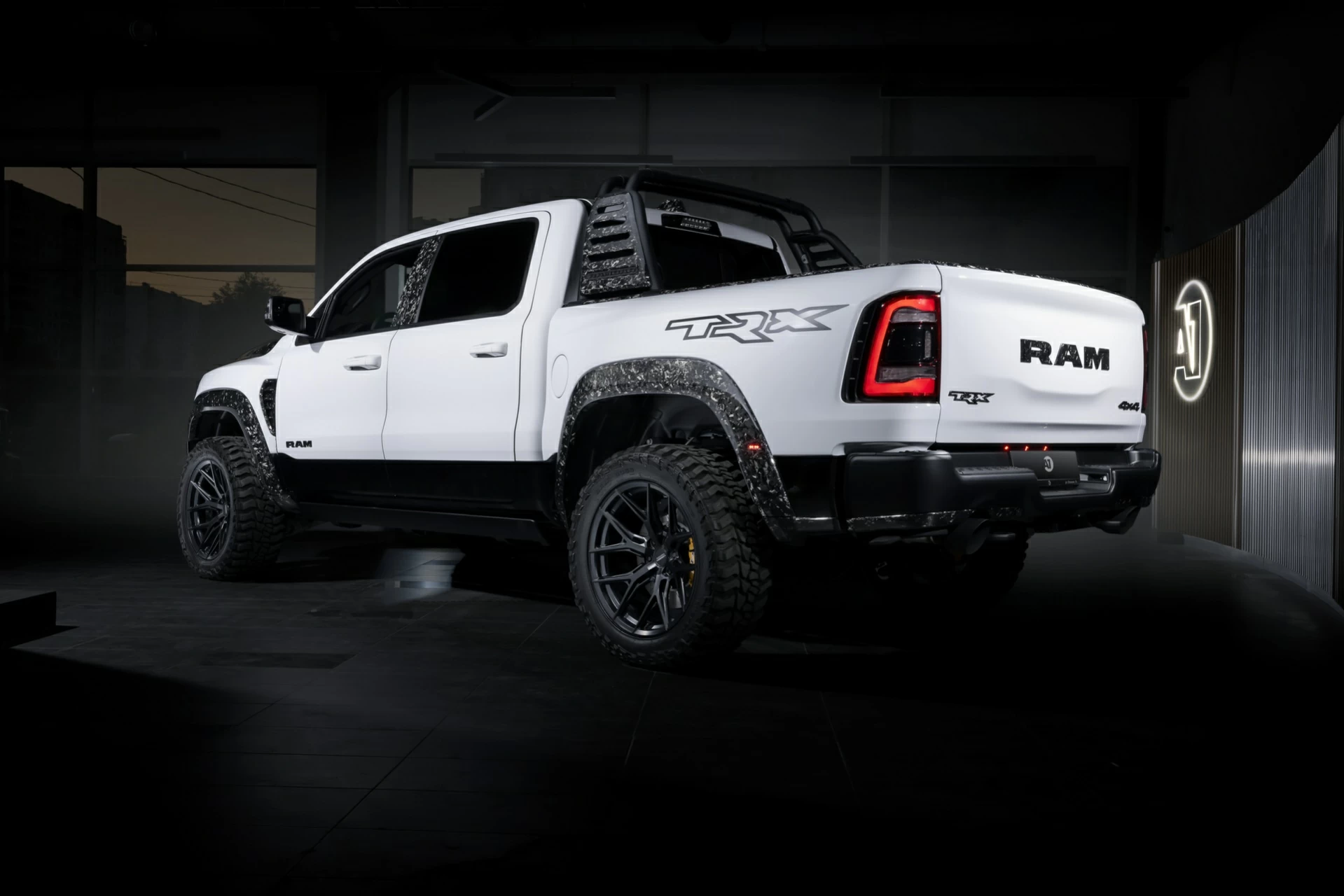 Тюнинг Dodge RAM TRX Carbon. Фото 15