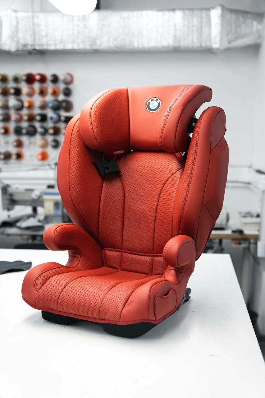 Перетяжка детских автокресел. Фото 4