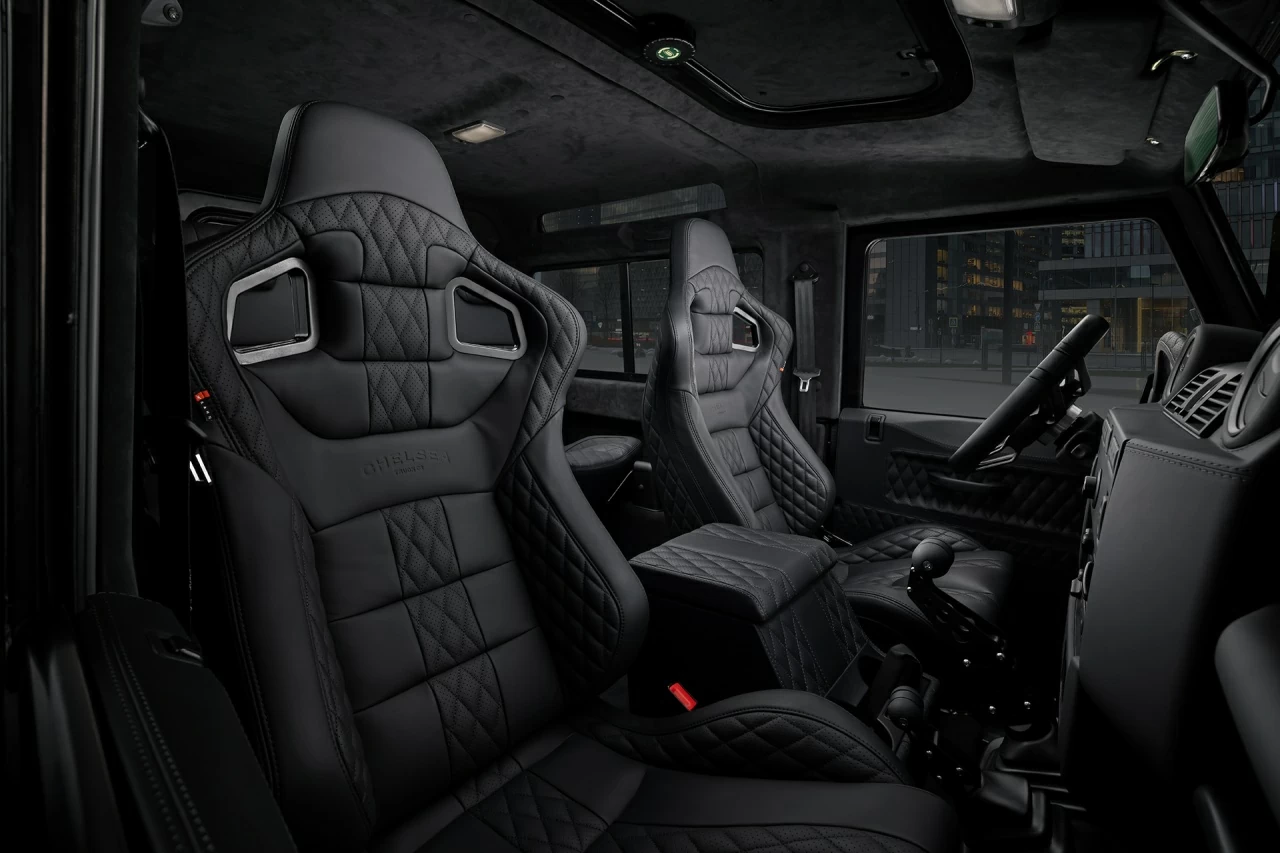 Кожаный салон Land Rover Defender. Перетяжка салона кожей. А1 Тюнинг