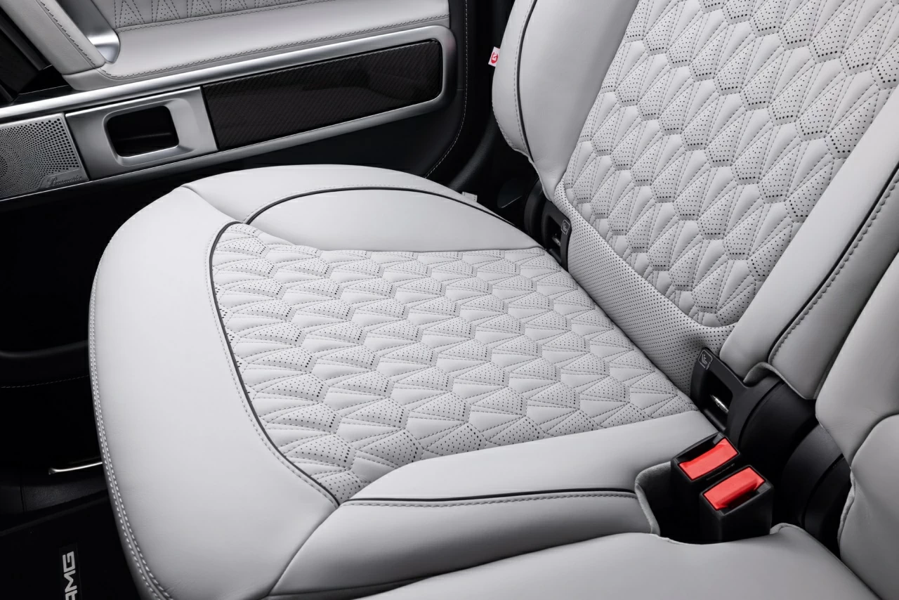 Сиденья для Mercedes-Benz G-Class White Crystal. Фото 1