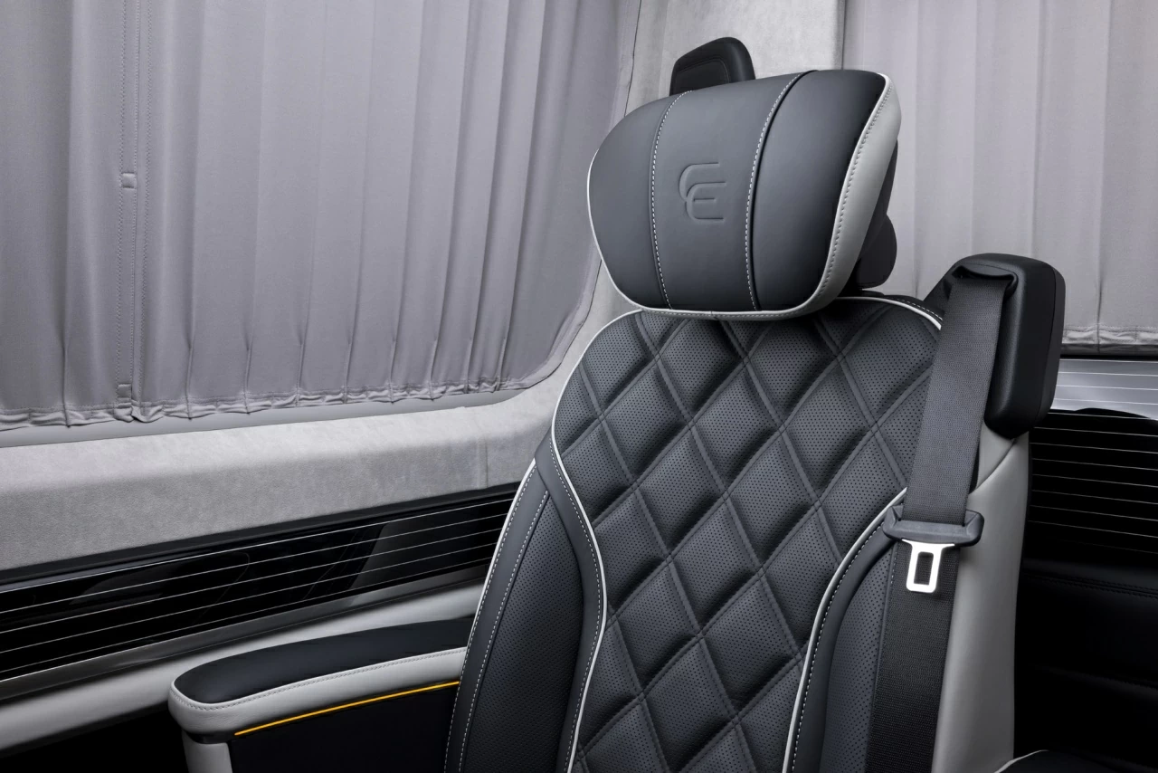 Сиденья для Mercedes-Benz Sprinter Business Jet. Фото