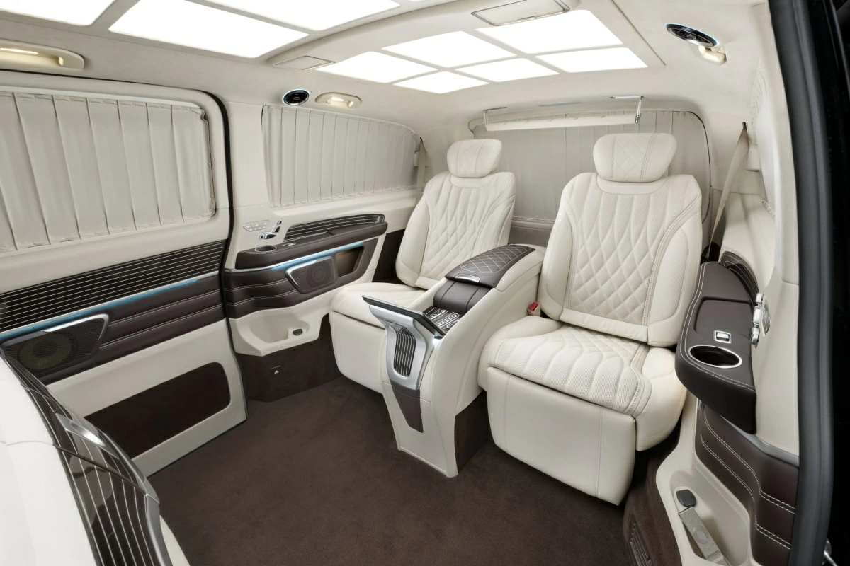 Потолок Maybach. Фото