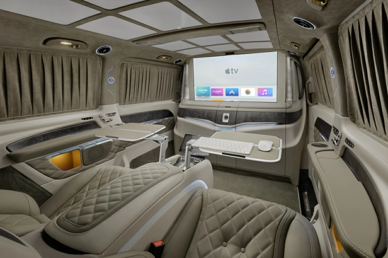 Салон Mercedes-Benz V-VIP. Фото