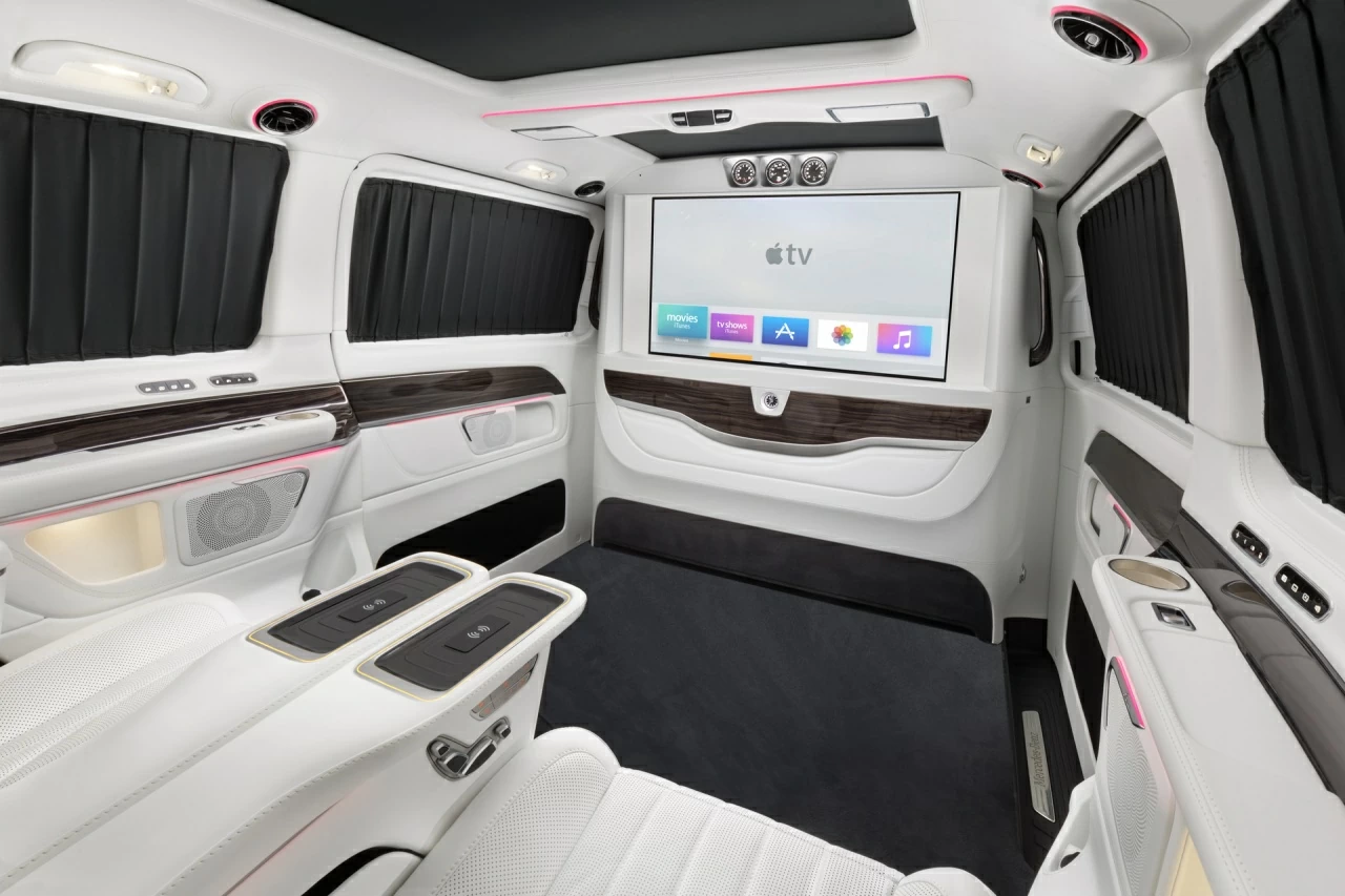 Салон Mercedes-Benz V-Comfort. Фото 31