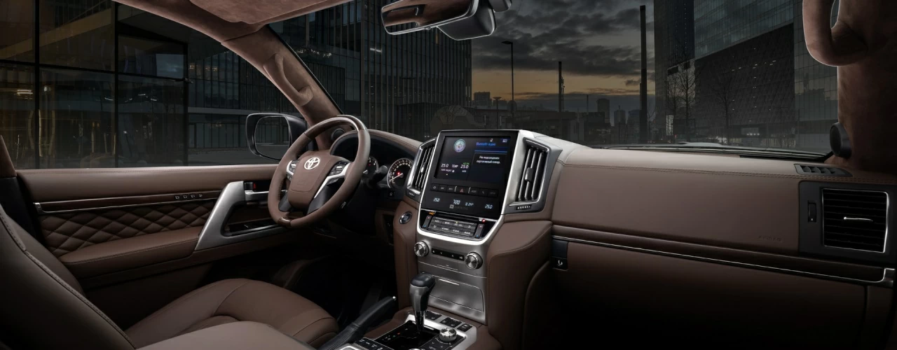 Toyota Land Cruiser 200 Series. Торпедо