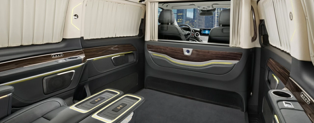 Mercedes-Benz V-Class 300D V-BusinessJet салон.