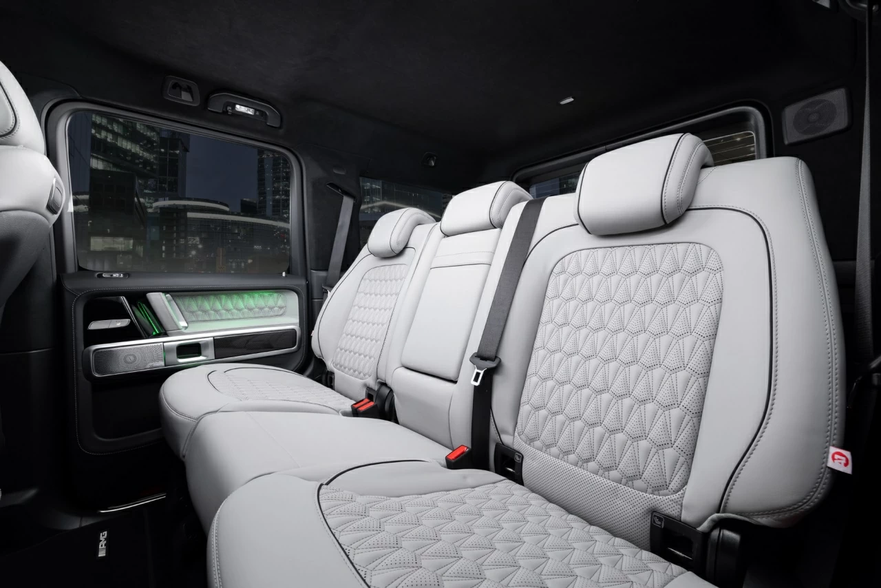 Салон Mercedes-Benz G-Class White Crystal. Фото 1