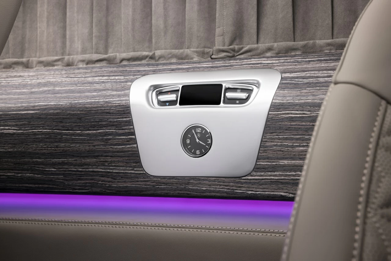 Тюнинг Mercedes-Benz Sprinter Business Jet. Фото 1