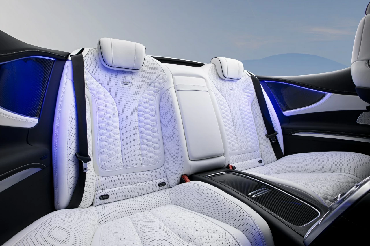 Перетяжка салона автомобиля кожей. Фото 5