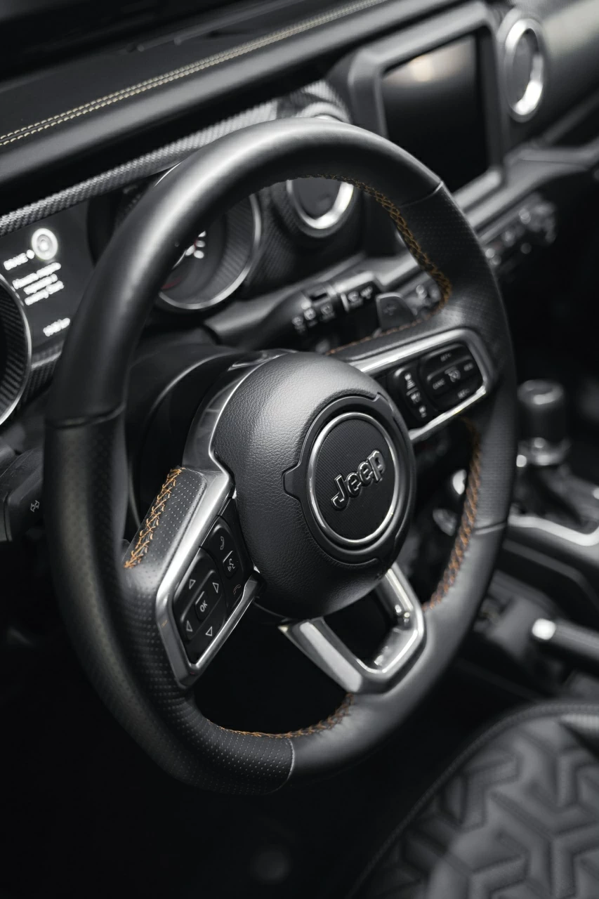 Антихром в интерьере. Фото 1