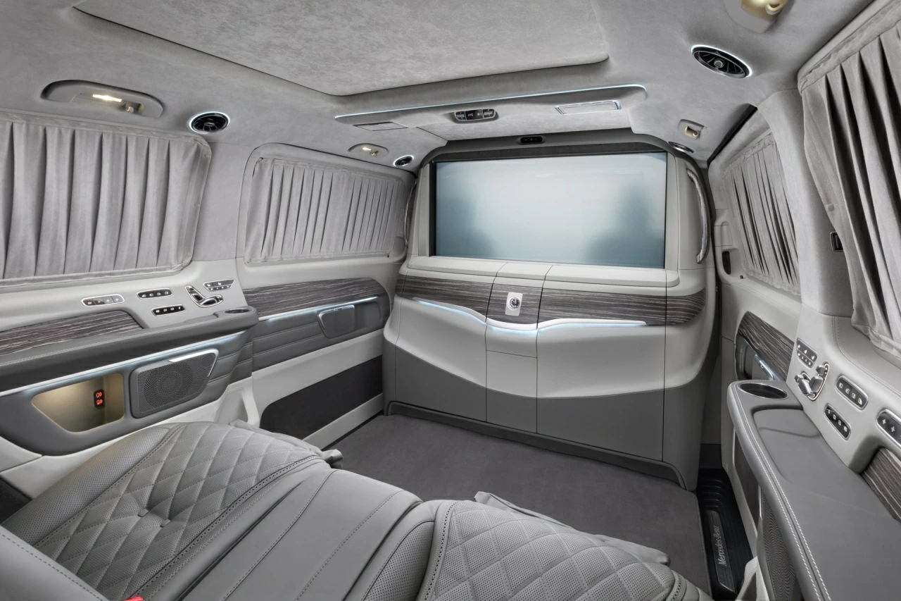 Салон Mercedes-Benz V-VIP. Фото 2