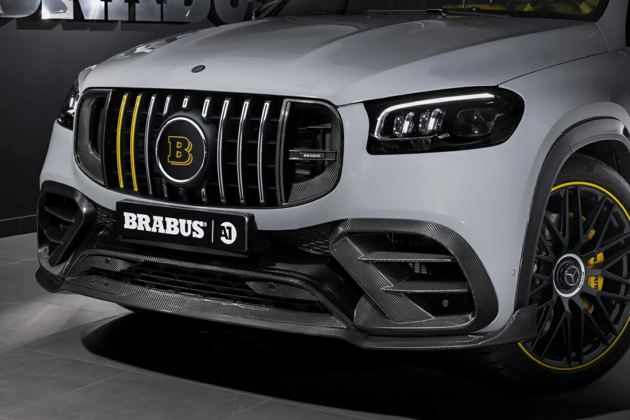 Mercedes-Benz GLS 800 BRABUS. Капот. Фото