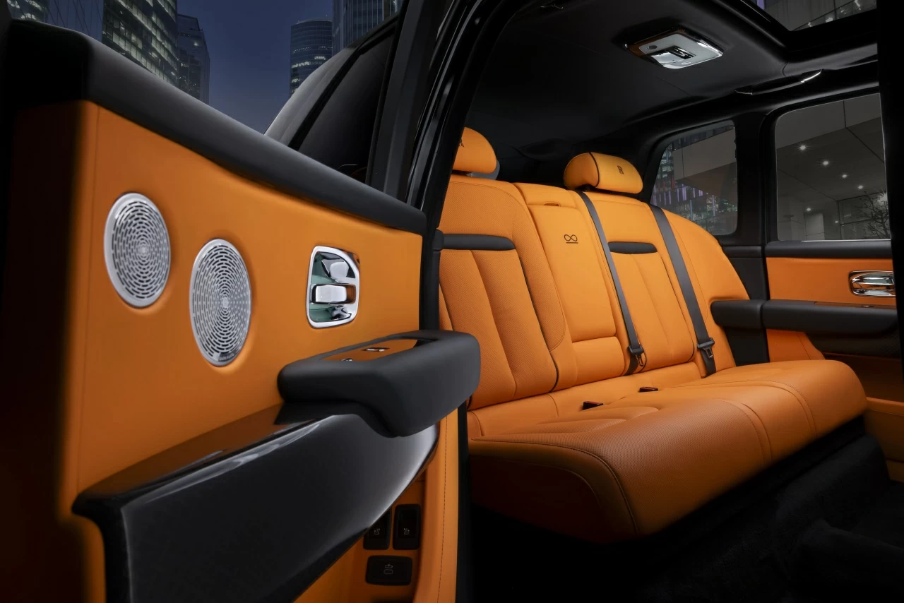 Салон Rolls-Royce Cullinan. Фото