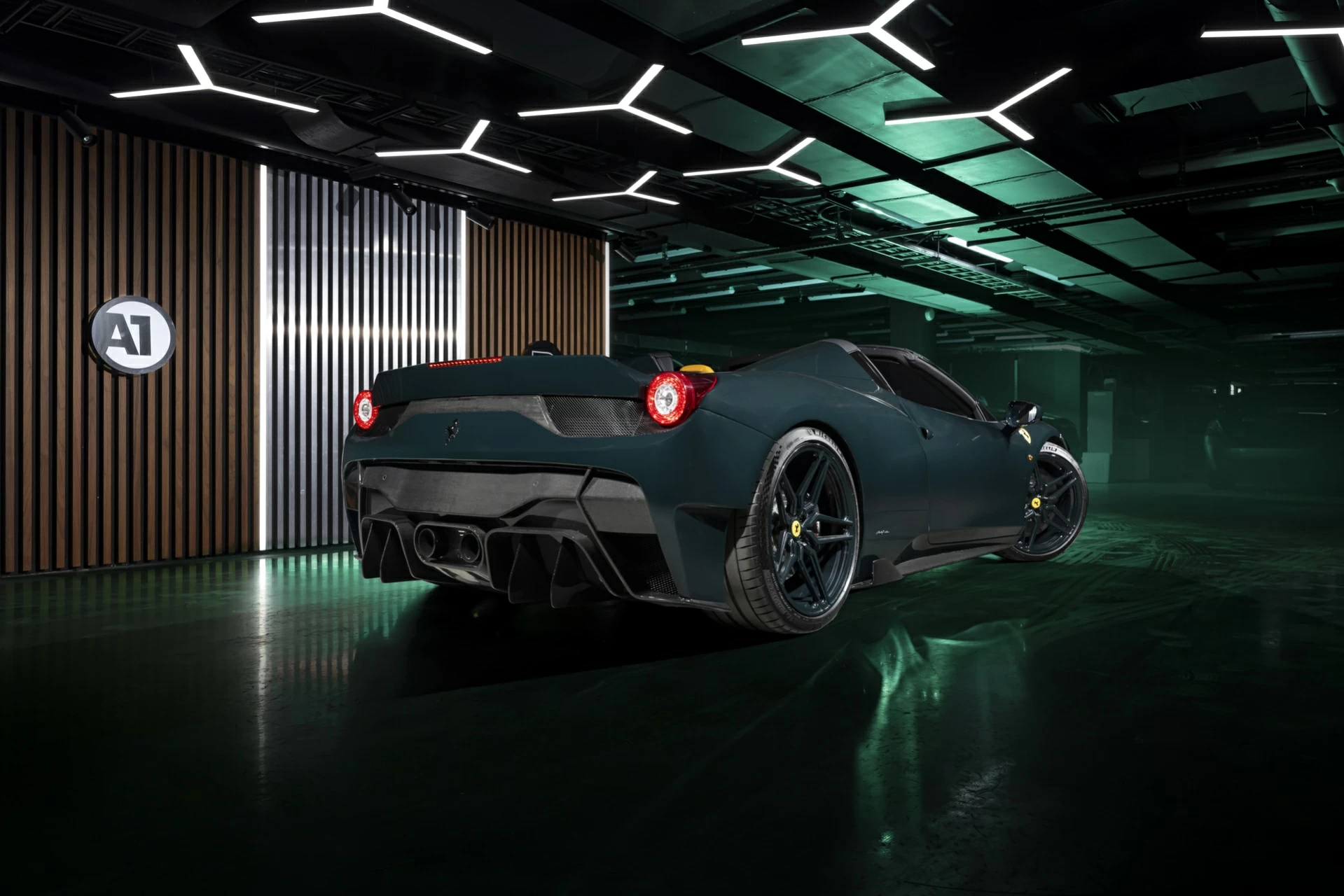 Тюнинг Ferrari 458 yellow. Фото