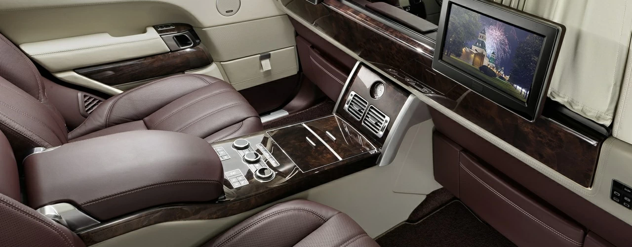 Салон Land Rover Range Rover. Фото