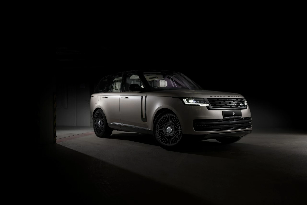 Range Rover. Фото