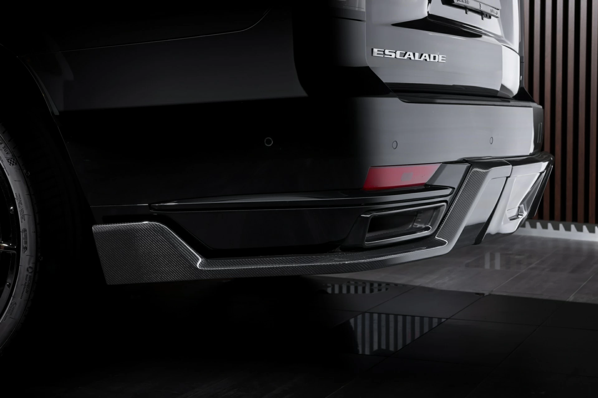 Тюнинг Cadillac Escalade Carbon. Фото 2