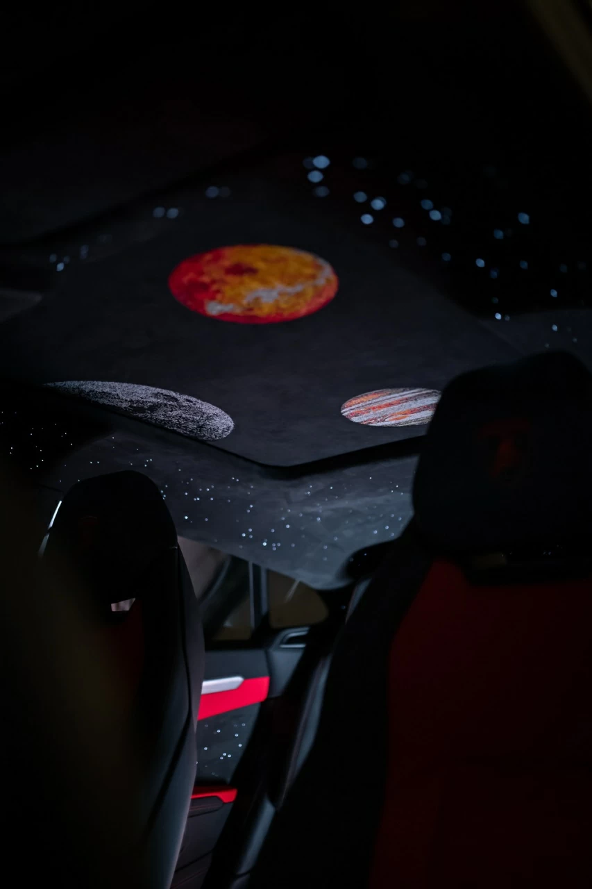 Lamborghini Urus звездное небо. Фото 20