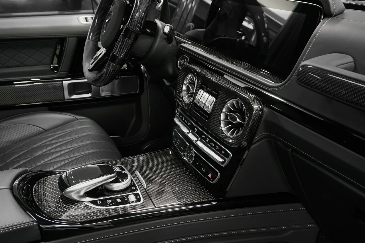 Карбон в интерьере. Фото