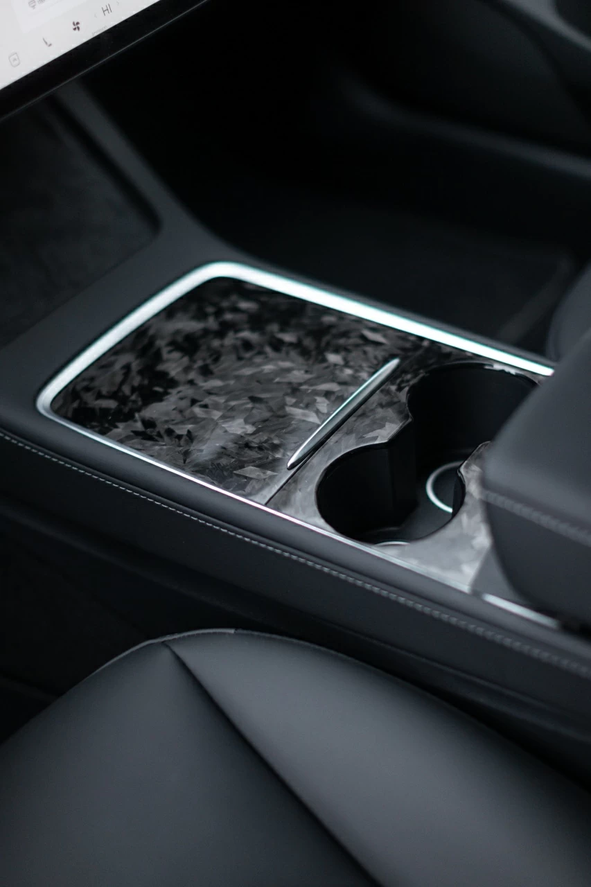 Карбон в интерьере. Фото 2