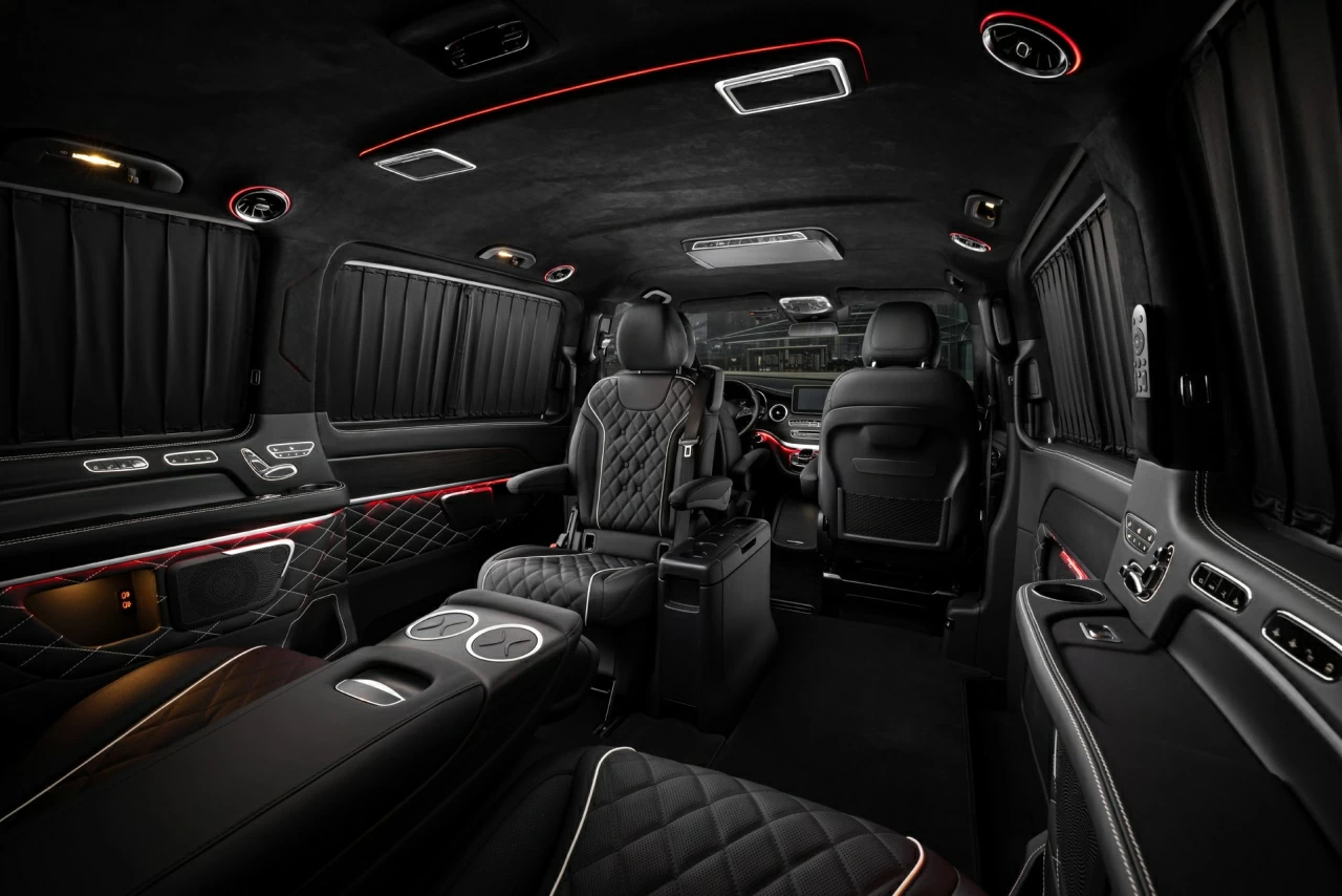 Салон Mercedes-Benz V-Class 300D V-Chairman Black. Фото 1