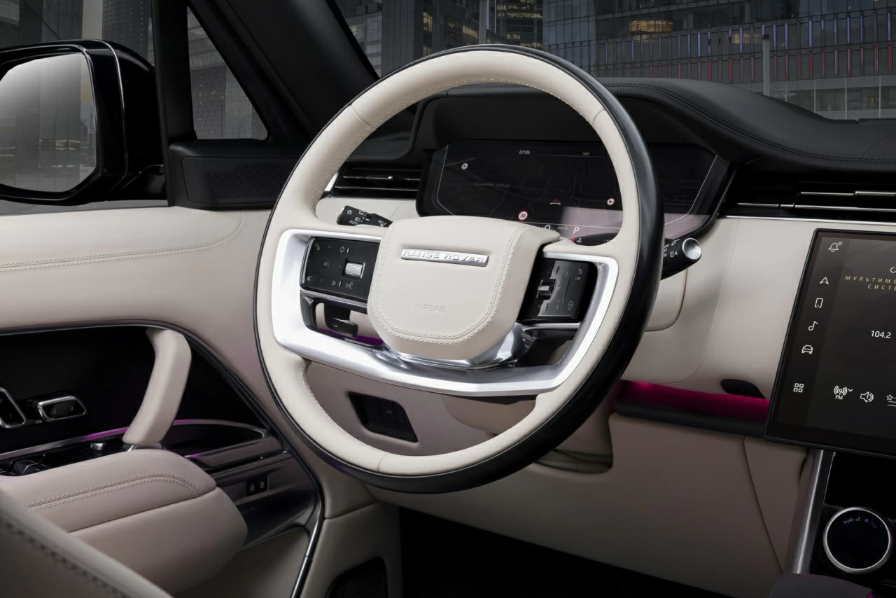Land Rover Range Rover. Руль