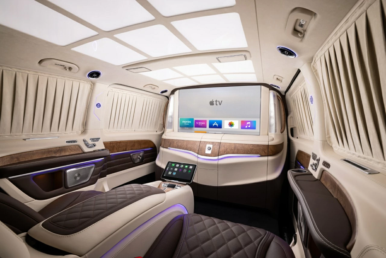 Салон Mercedes-Benz V-Class V-VIP 300D. Фото