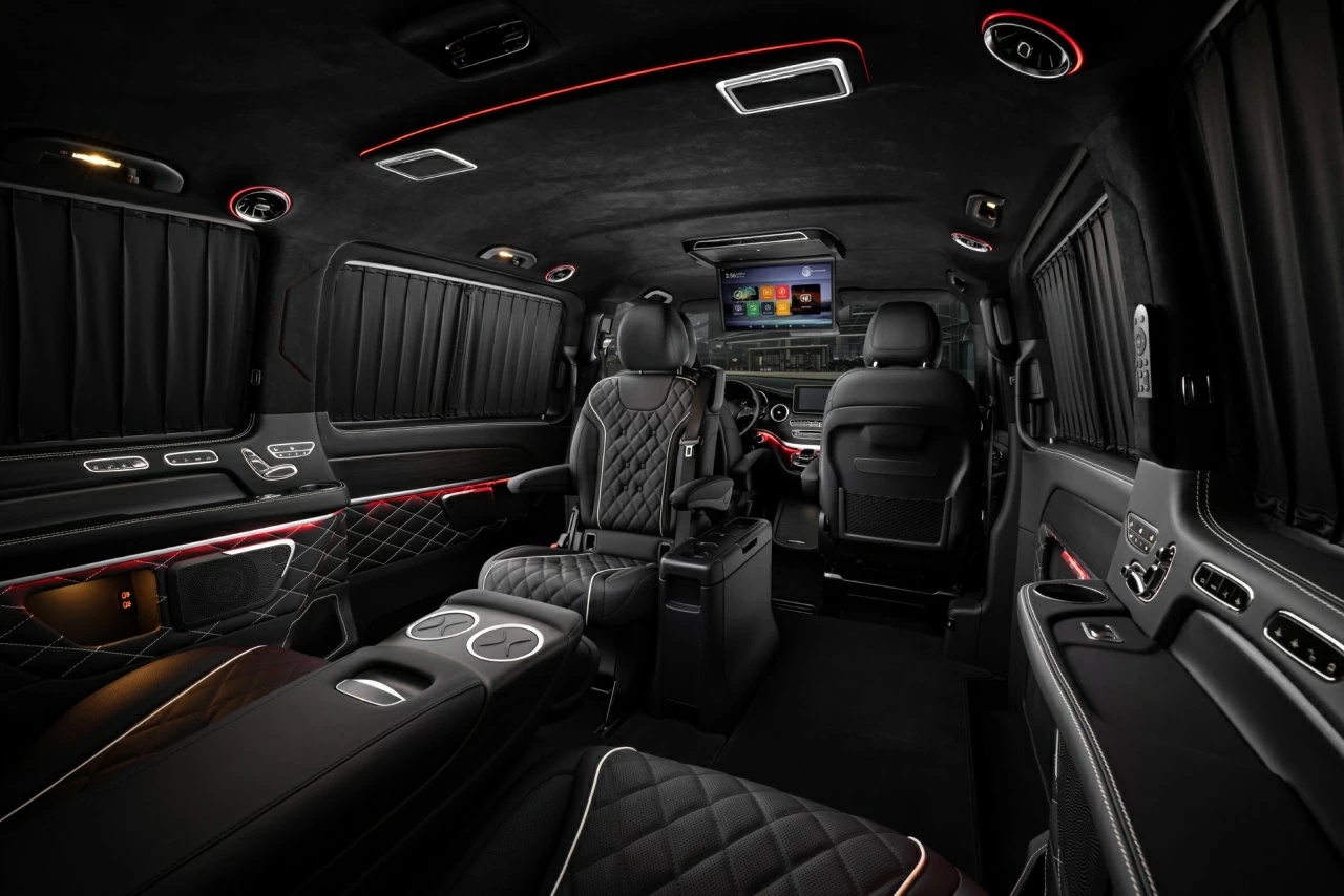Салон Mercedes-Benz V-Class 300D V-Chairman Black. Фото