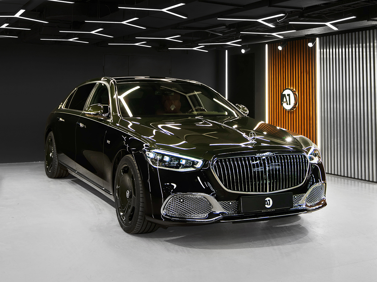 Mercedes Maybach Green Exterior