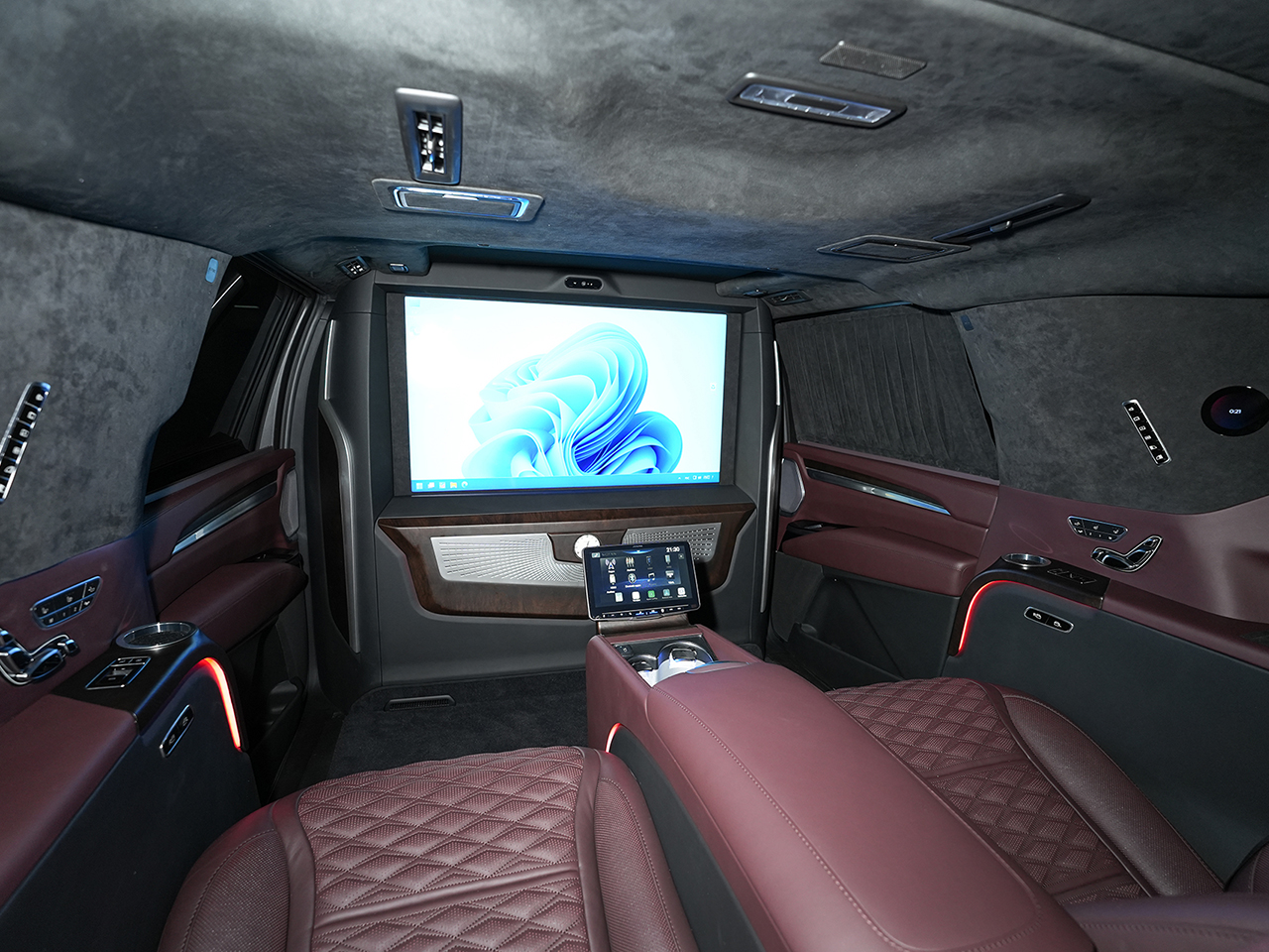 Escalade Ultima VIP Cherry