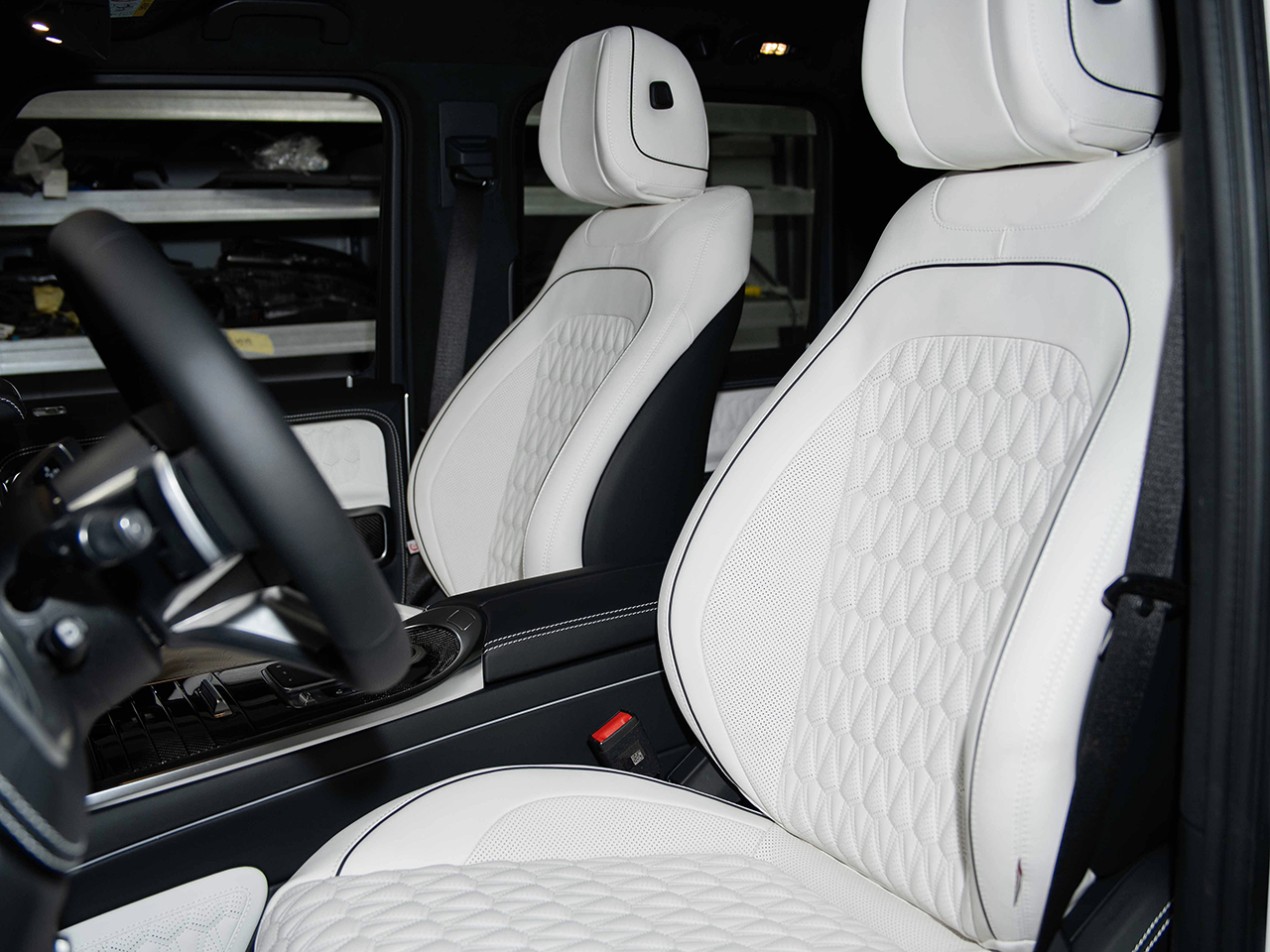 G 500 White