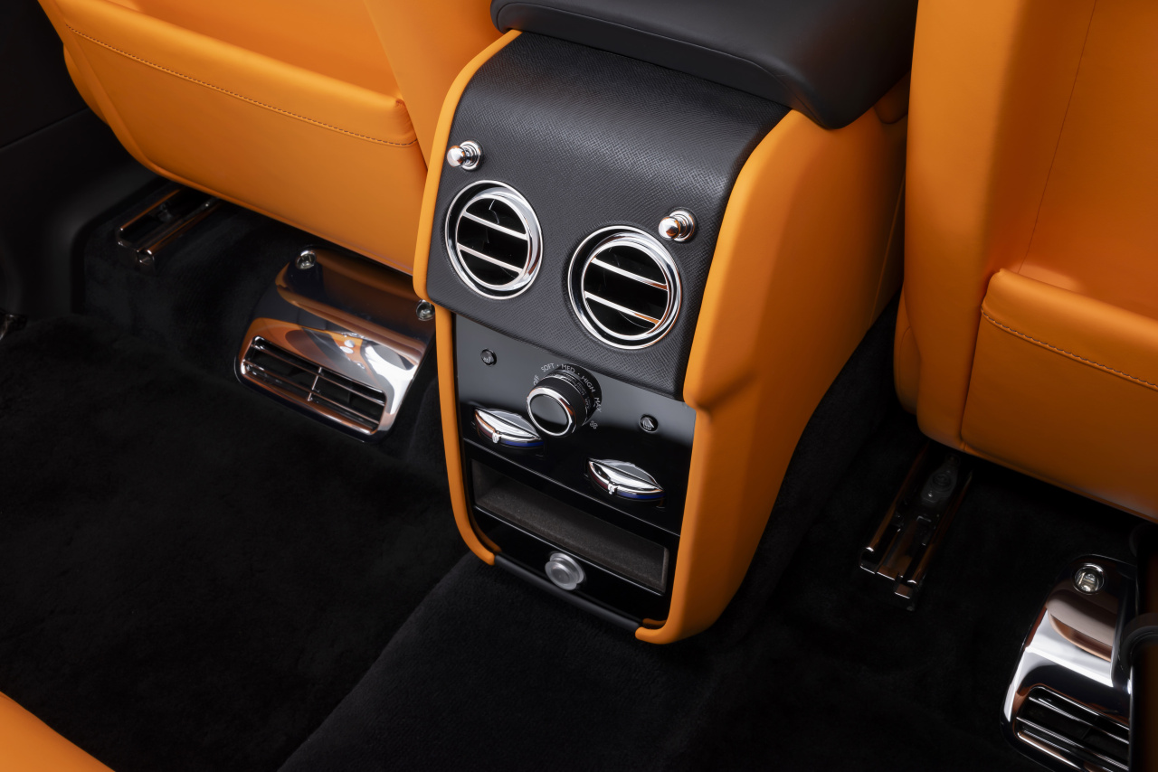 Тюнинг Rolls-Royce Cullinan. Фото 1