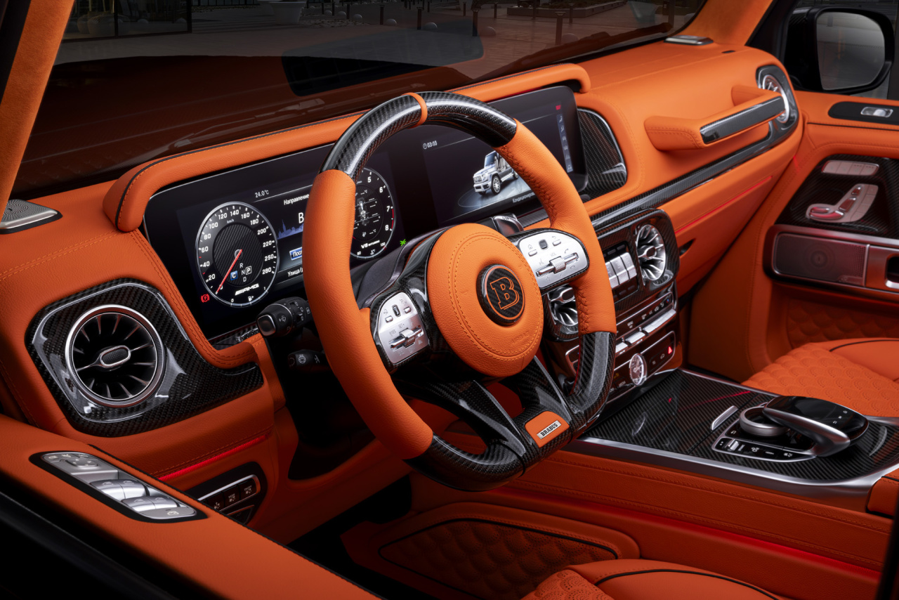 Mercedes-Benz BRABUS G700. Торпедо