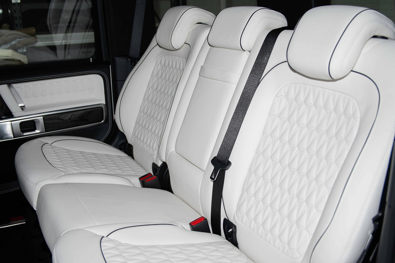 Сиденья для G 500 White. Фото
