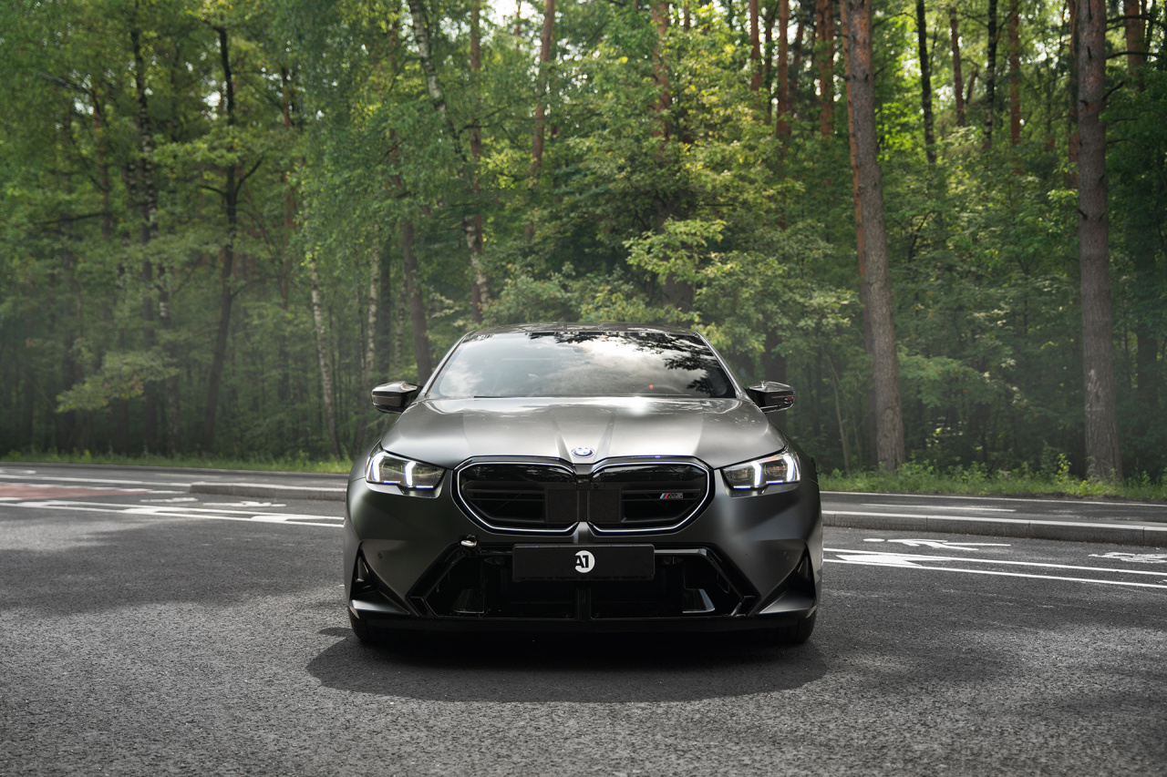 BMW M5. Фото 2
